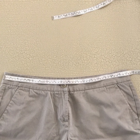 Tommy Bahama 10” Bermuda Short - Picture 8 of 8